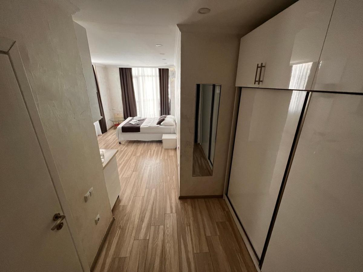 27 Floor Apartments Batumi Luaran gambar