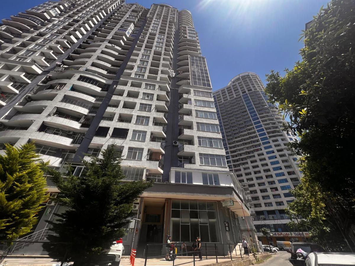 27 Floor Apartments Batumi Luaran gambar