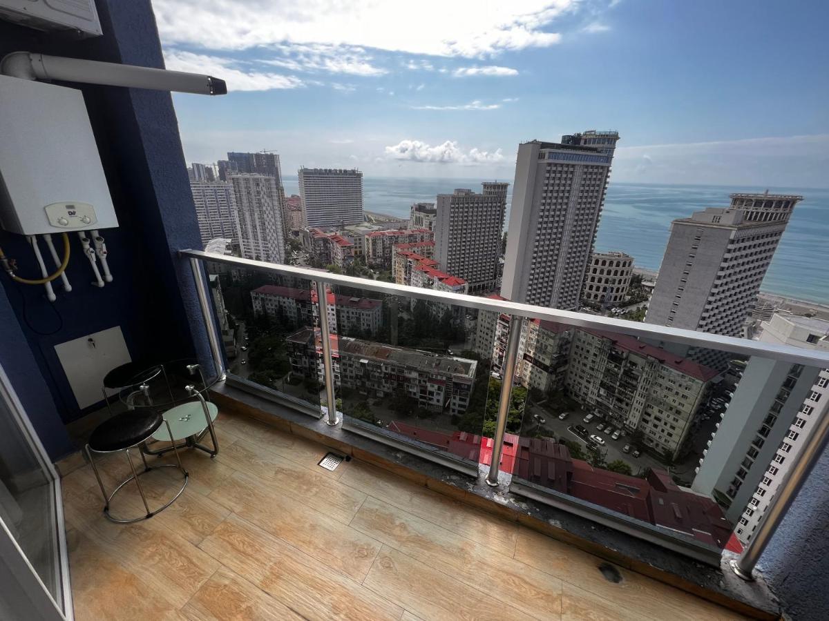 27 Floor Apartments Batumi Luaran gambar